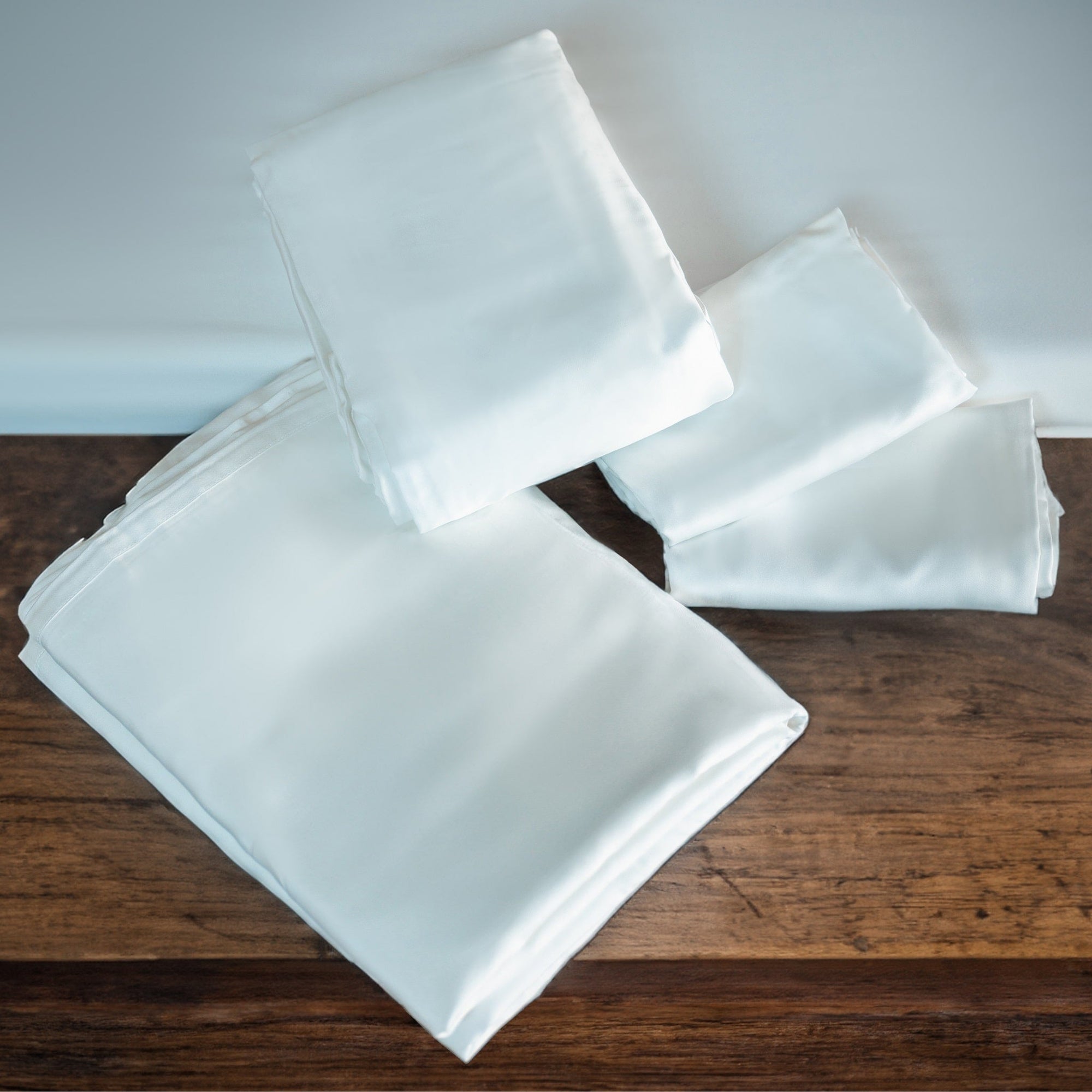 Eucalyptus Silk Sheets – Cooling, Breathable &amp; Hypoallergenic | Luxury Comfort